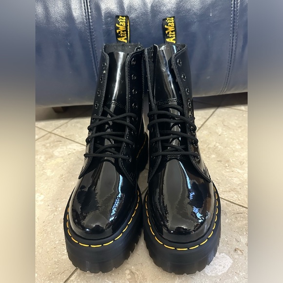 Dr. Martens Jadon Patent Platform Leather Boots - Picture 3 of 5